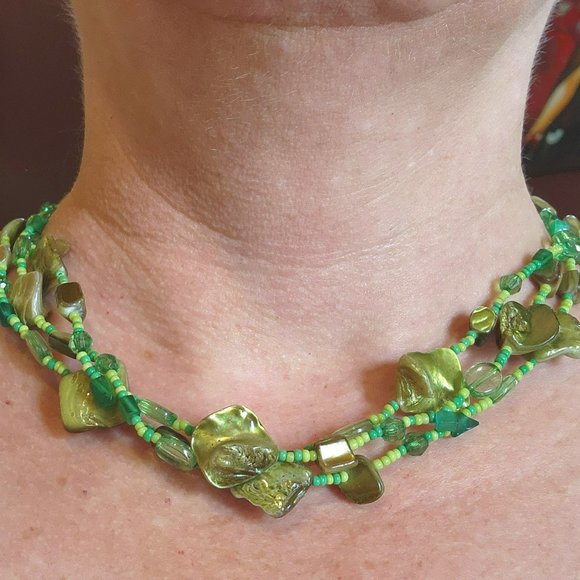 Triple Strand Green MOP Abalone Glass and Seed Bead Statement Necklace - Picture 8 of 11